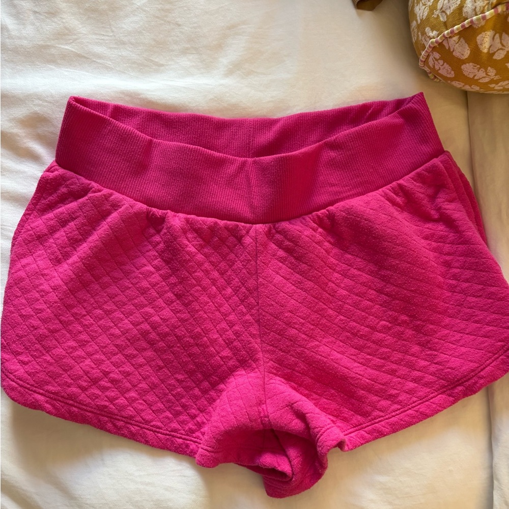 Stars Above Women's Fuchsia Quilted Shorts